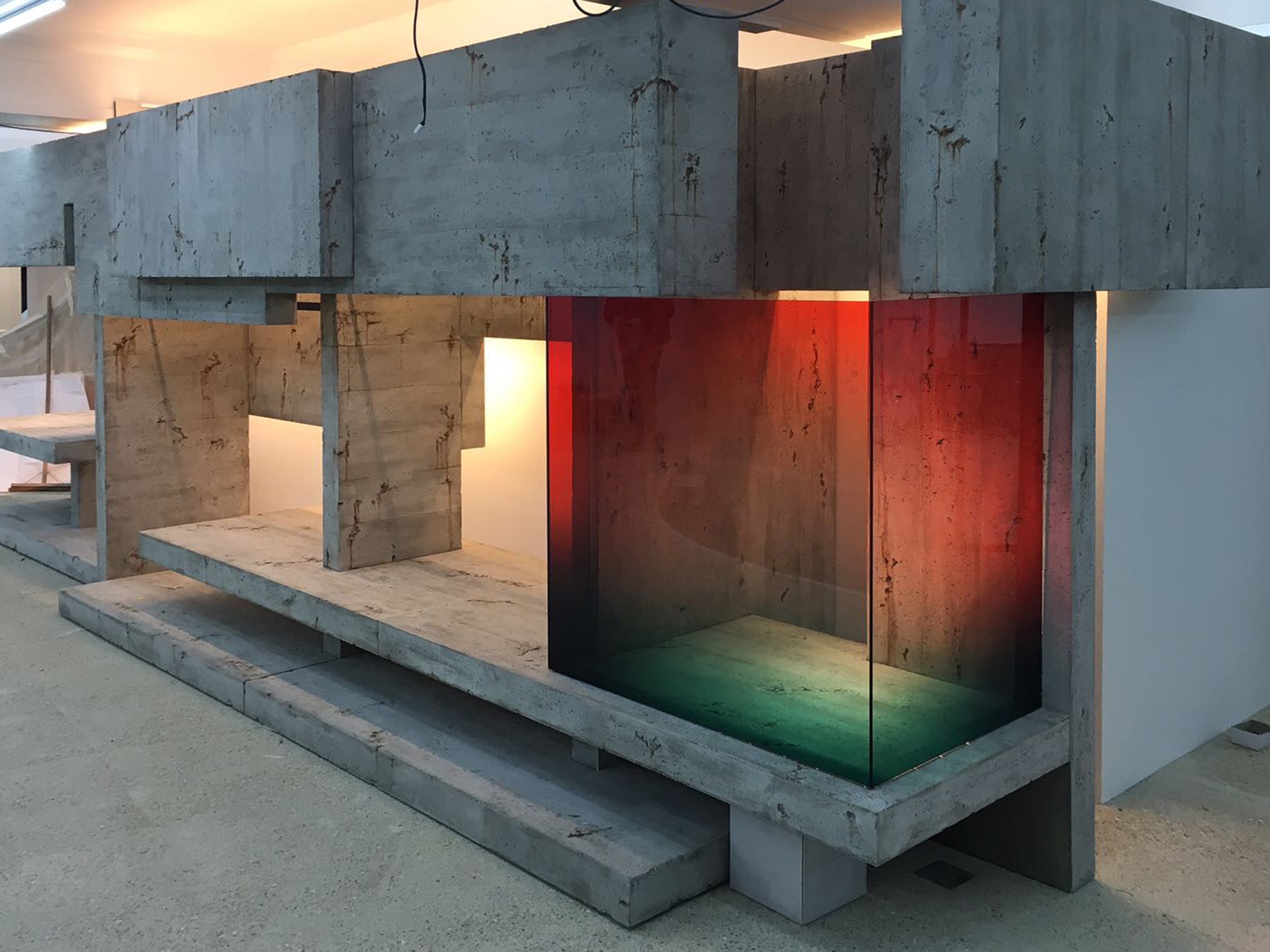 Leer sobre el proyecto Raf Simons Dover Street Market