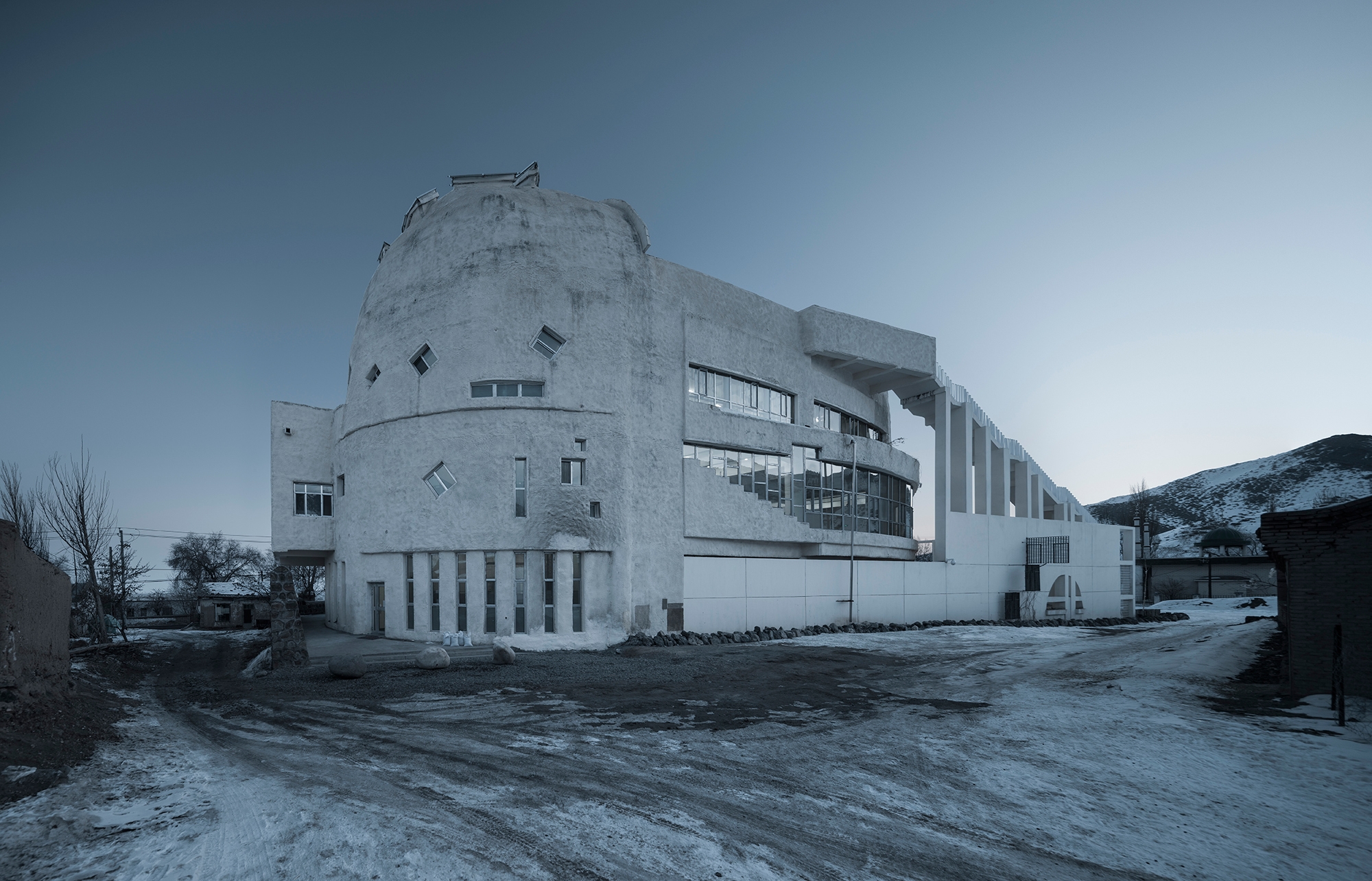 Erfahre mehr über das Projekt DongZhuang-Building Museum of Western Regions