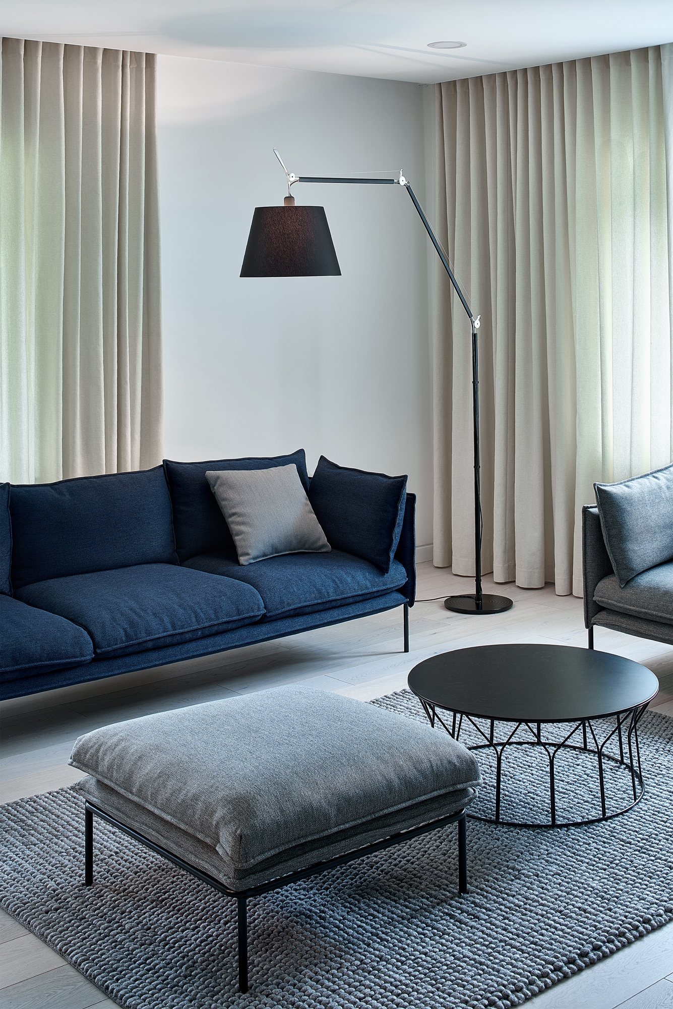 Read about project Vasaros street