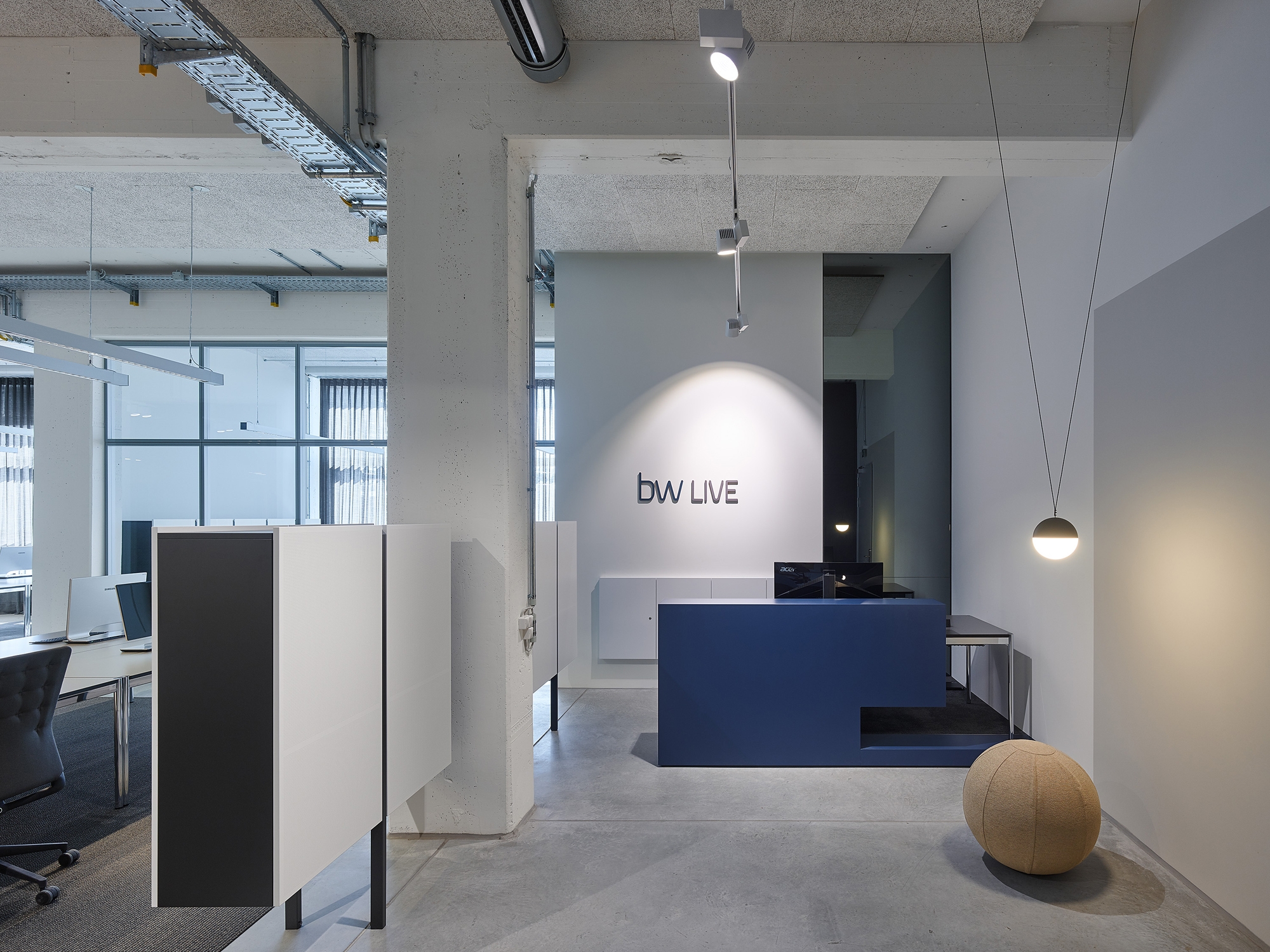 Lire à propos du projet Office BW live