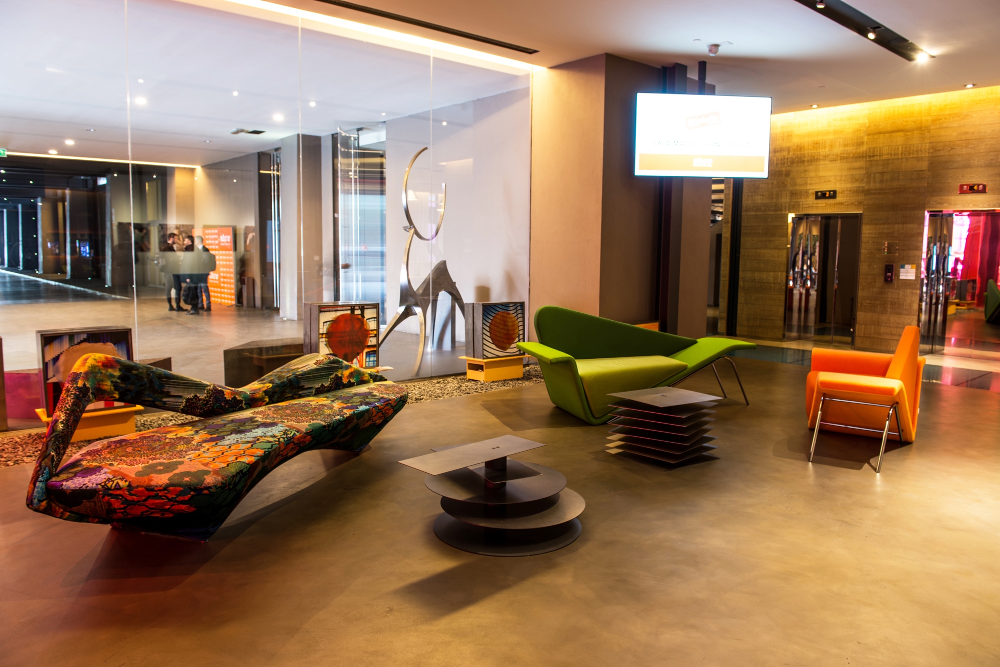 Read about project Nhow Hotel-Selfie-sh?