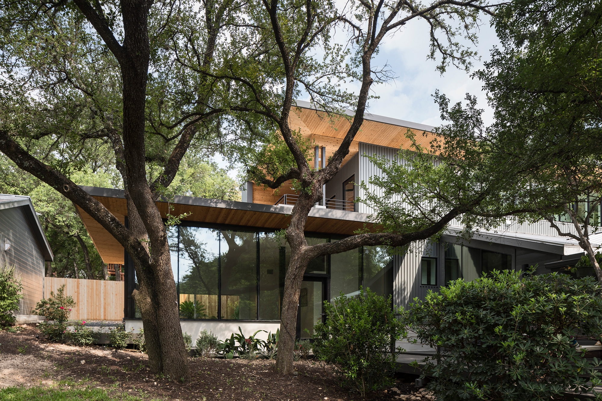 Leer sobre el proyecto Barton Hills Addition