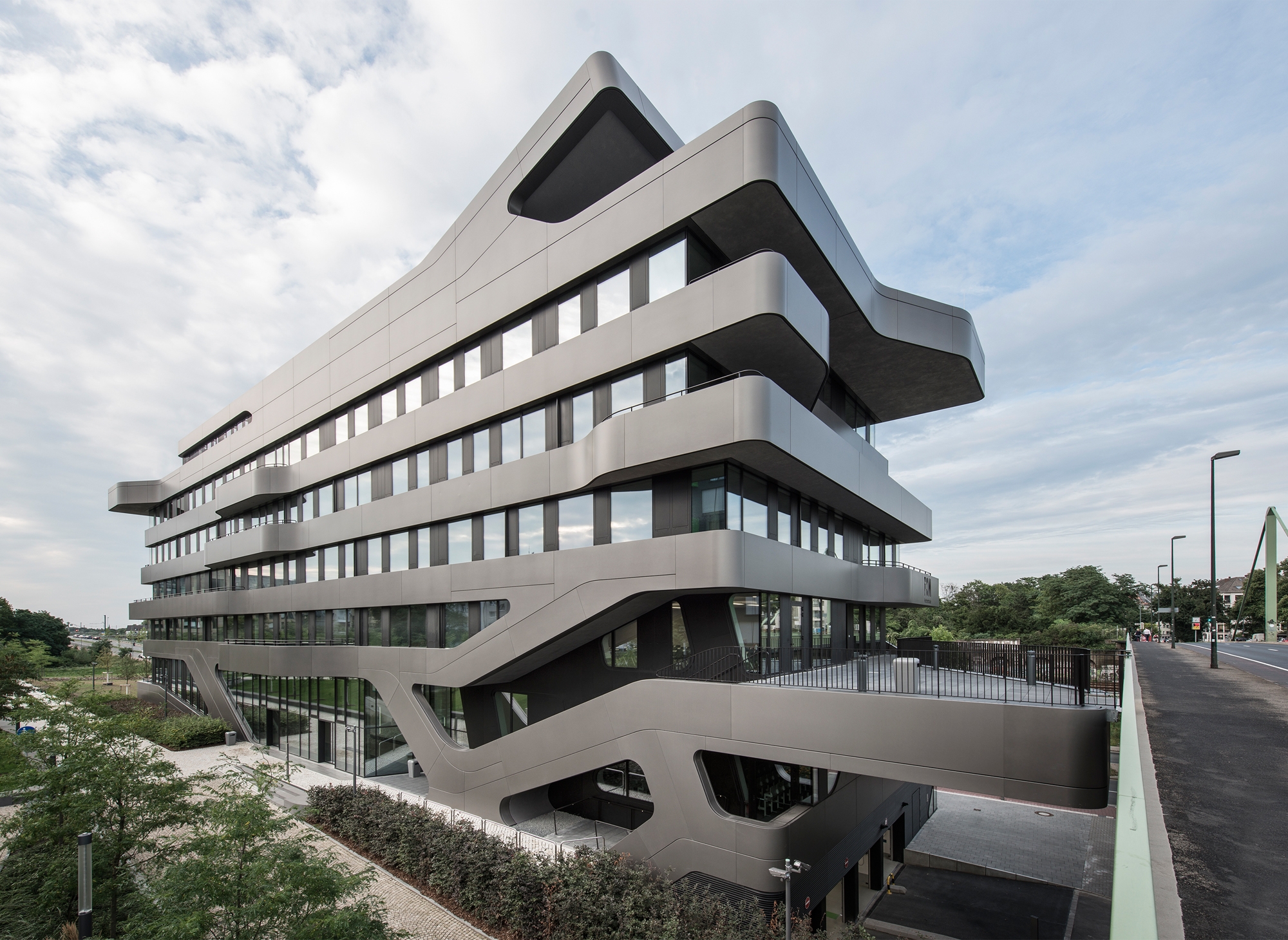 Erfahre mehr über das Projekt FOM Hochschule Düsseldorf
