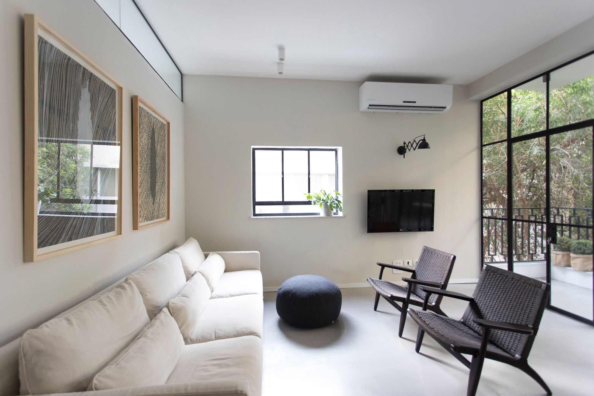 Lees oor projek Apartment in Tel-Aviv