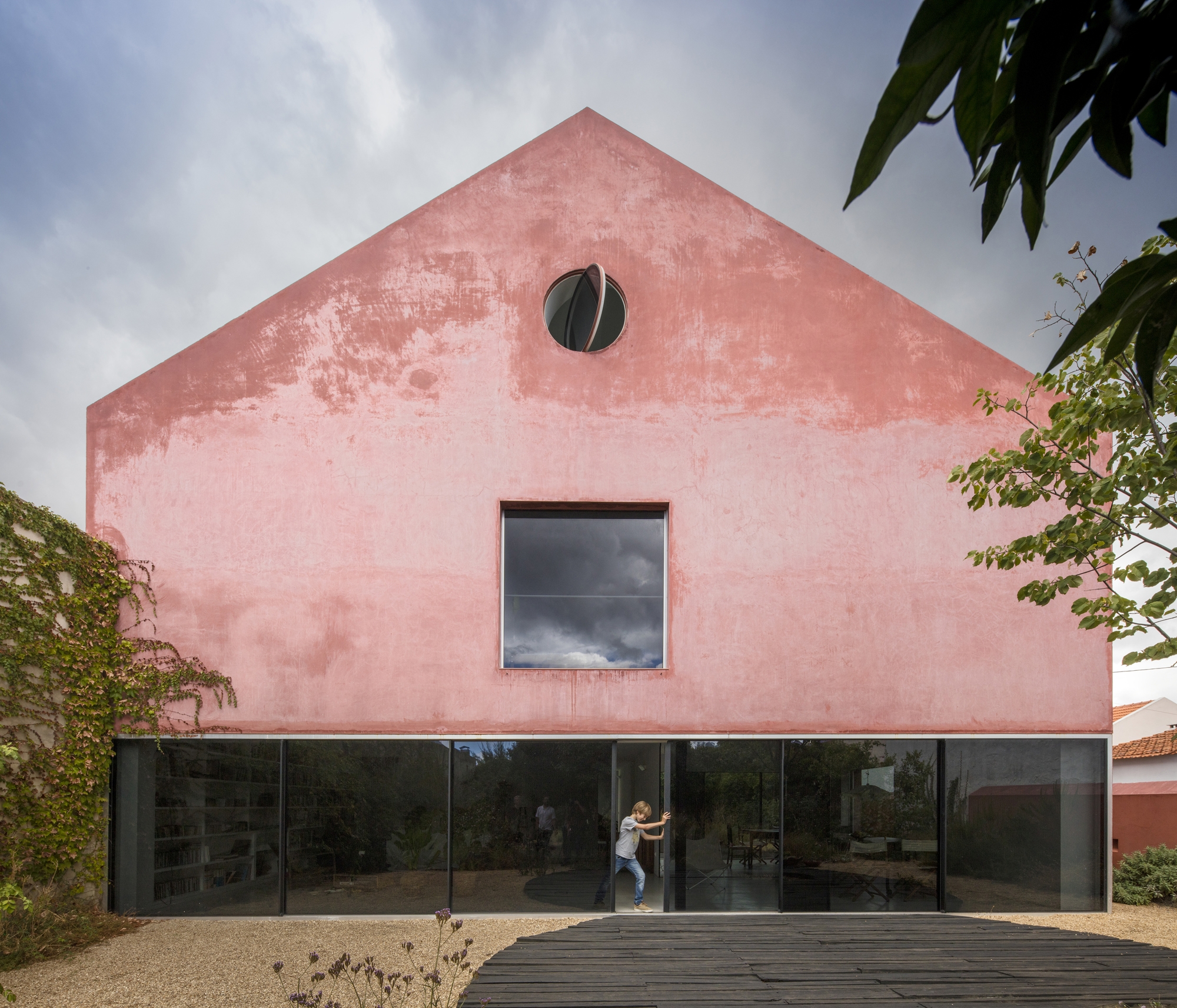 Read about project Red house