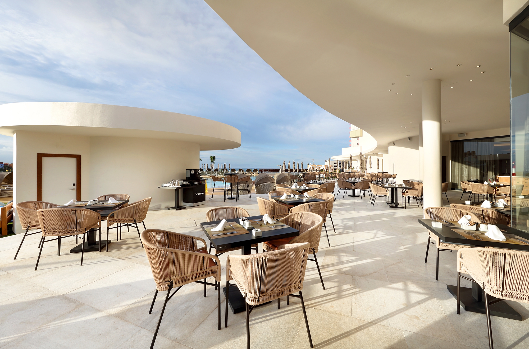 Read about project HARD ROCK HOTEL Tenerife