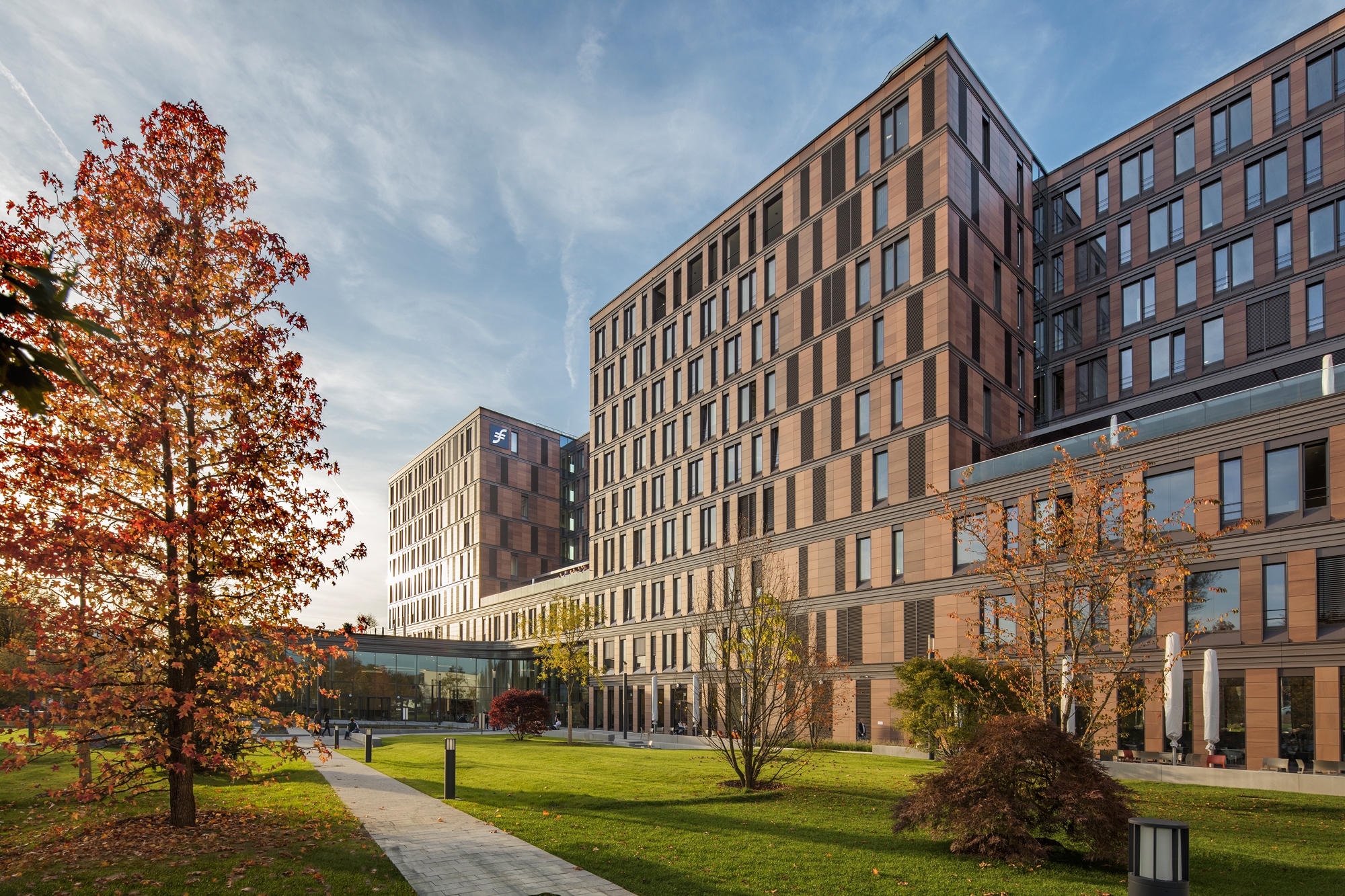 Read about project Frankfurt School of Finance and Management