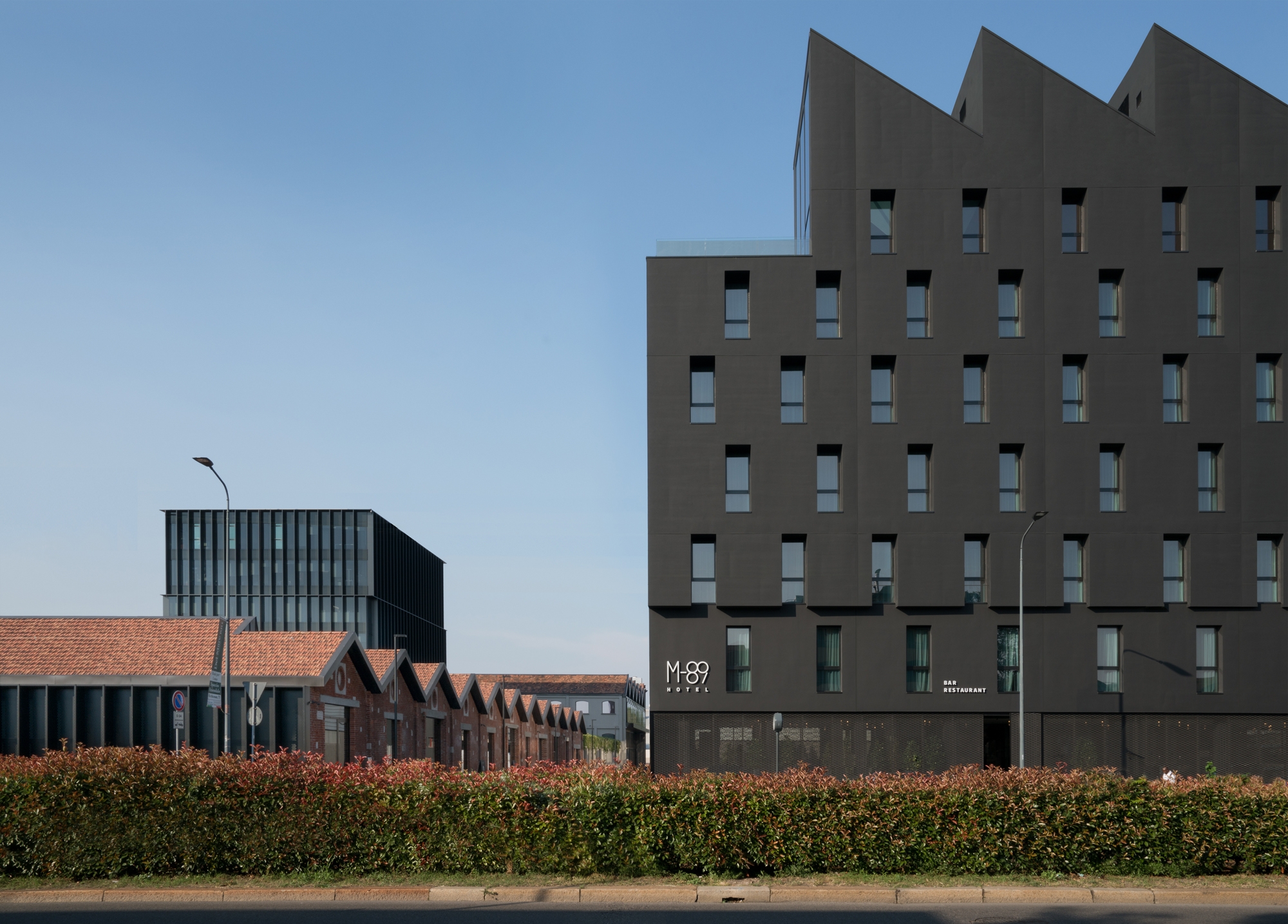 Leggi sul progetto M89 Hotel