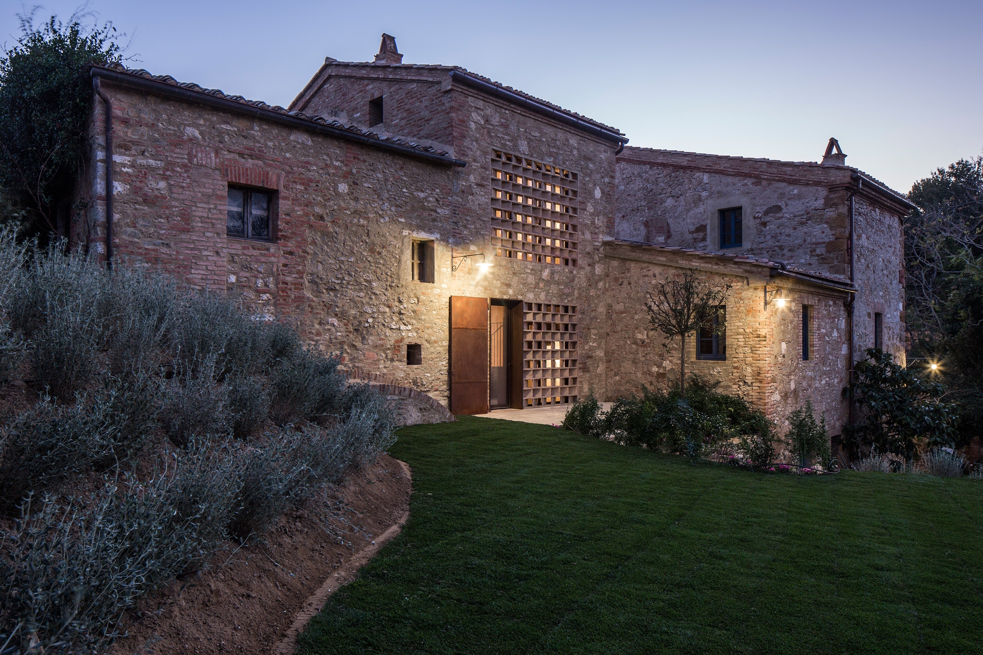 Read about project Podere Navigliano