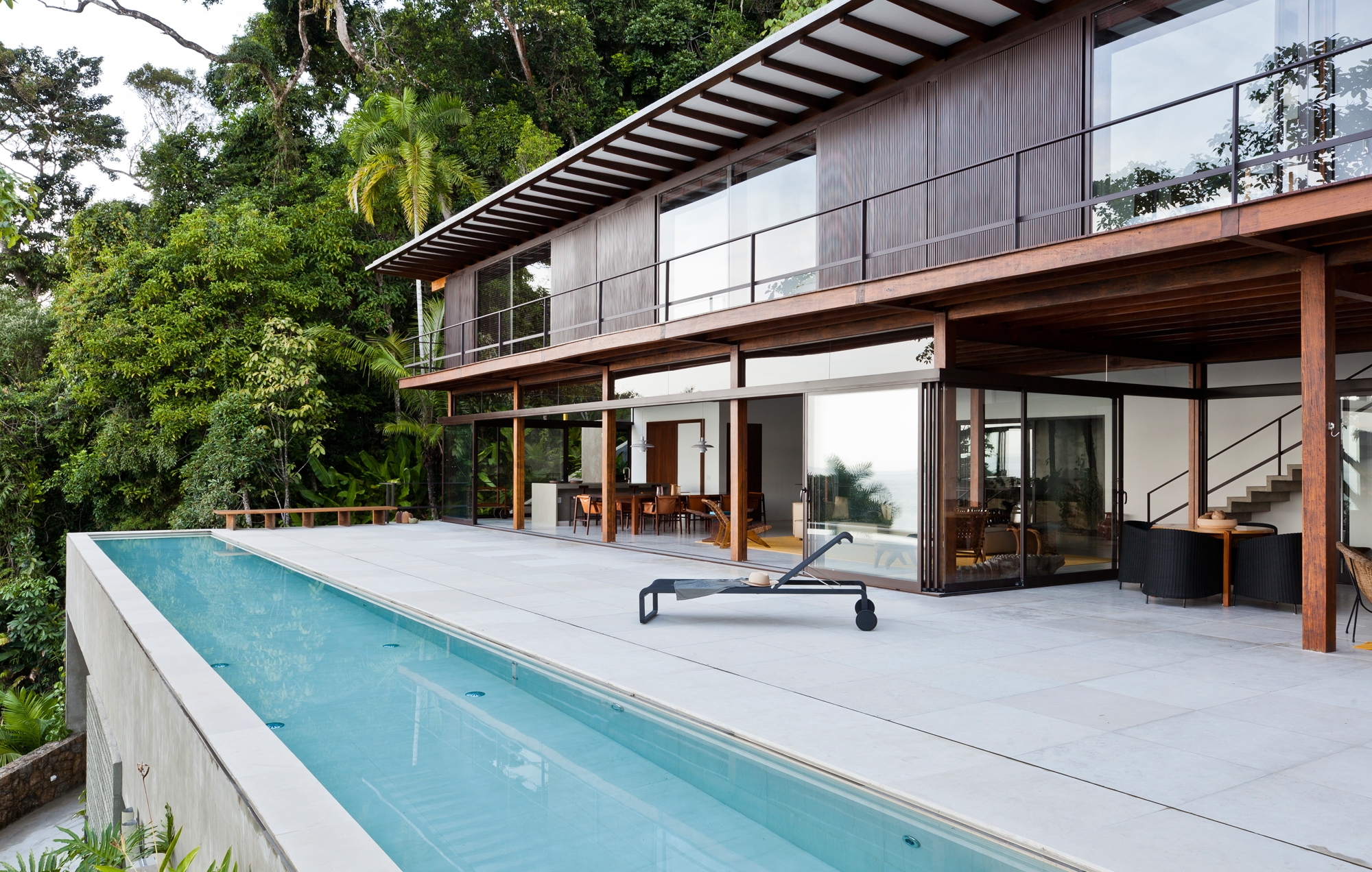 Read about project Tijucopava House