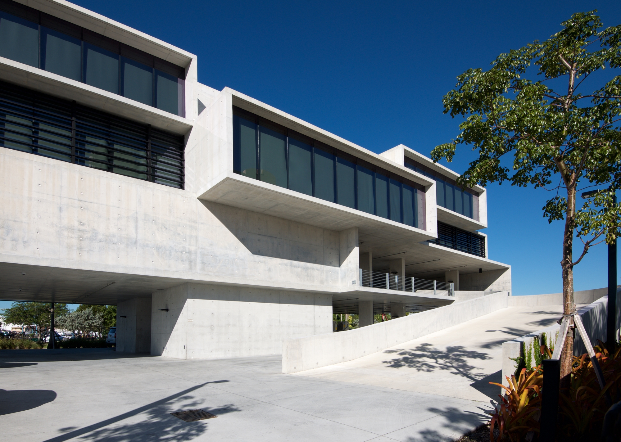 Read about project GLF Headquarters