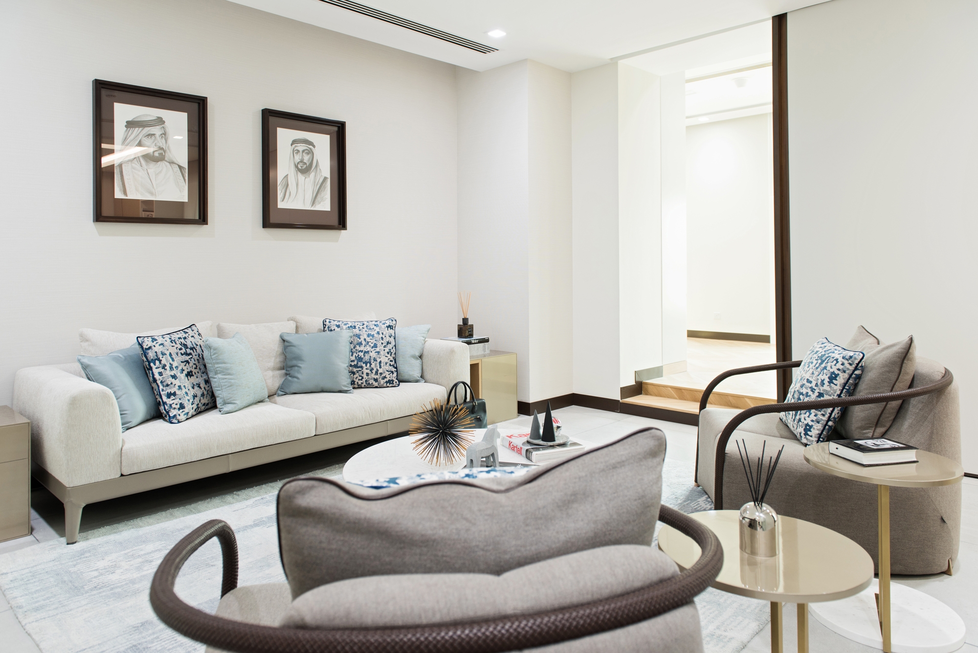 Leer sobre el proyecto Dubai Holding Executive Office