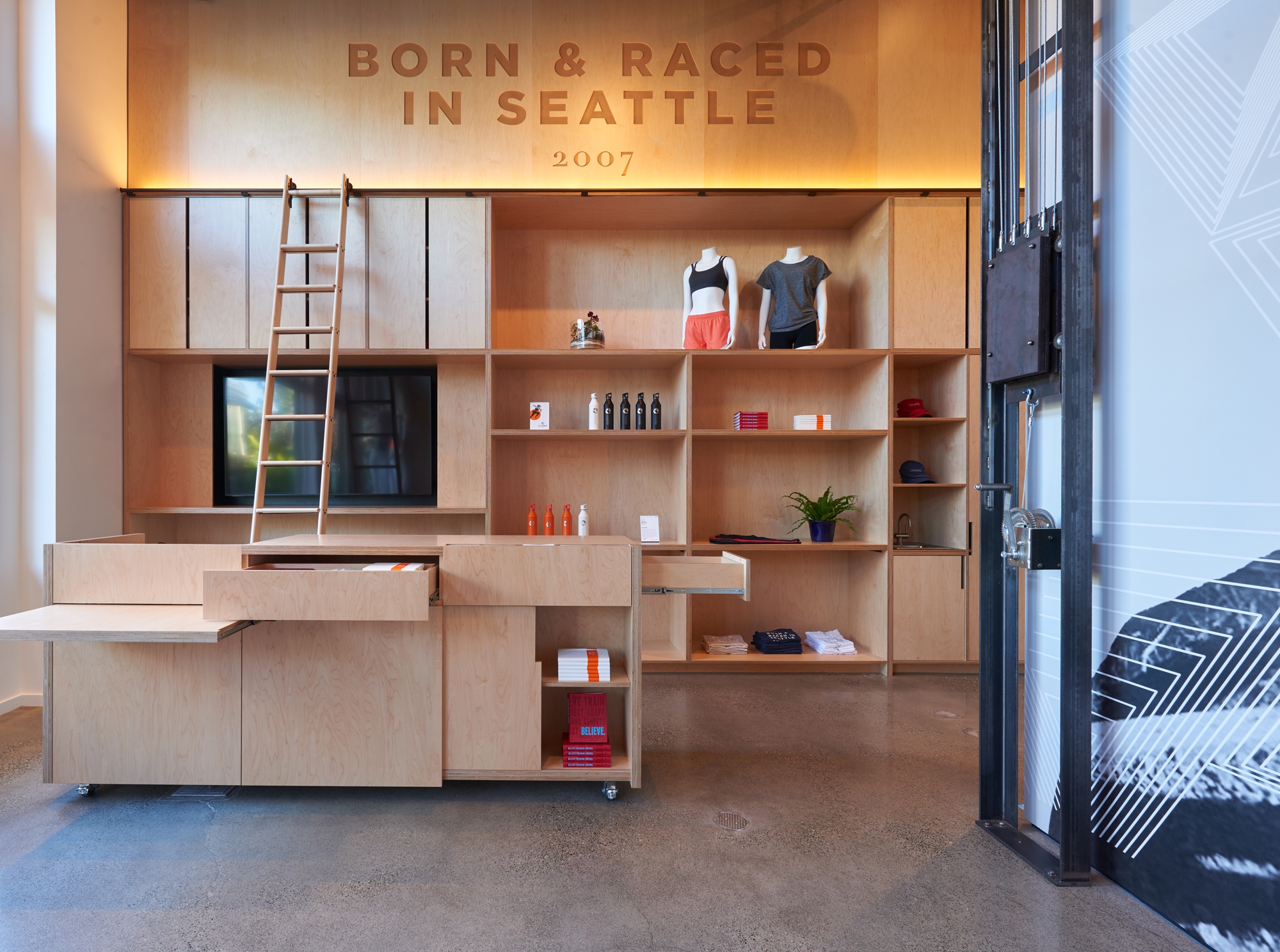 Read about project Oiselle Flagship Store