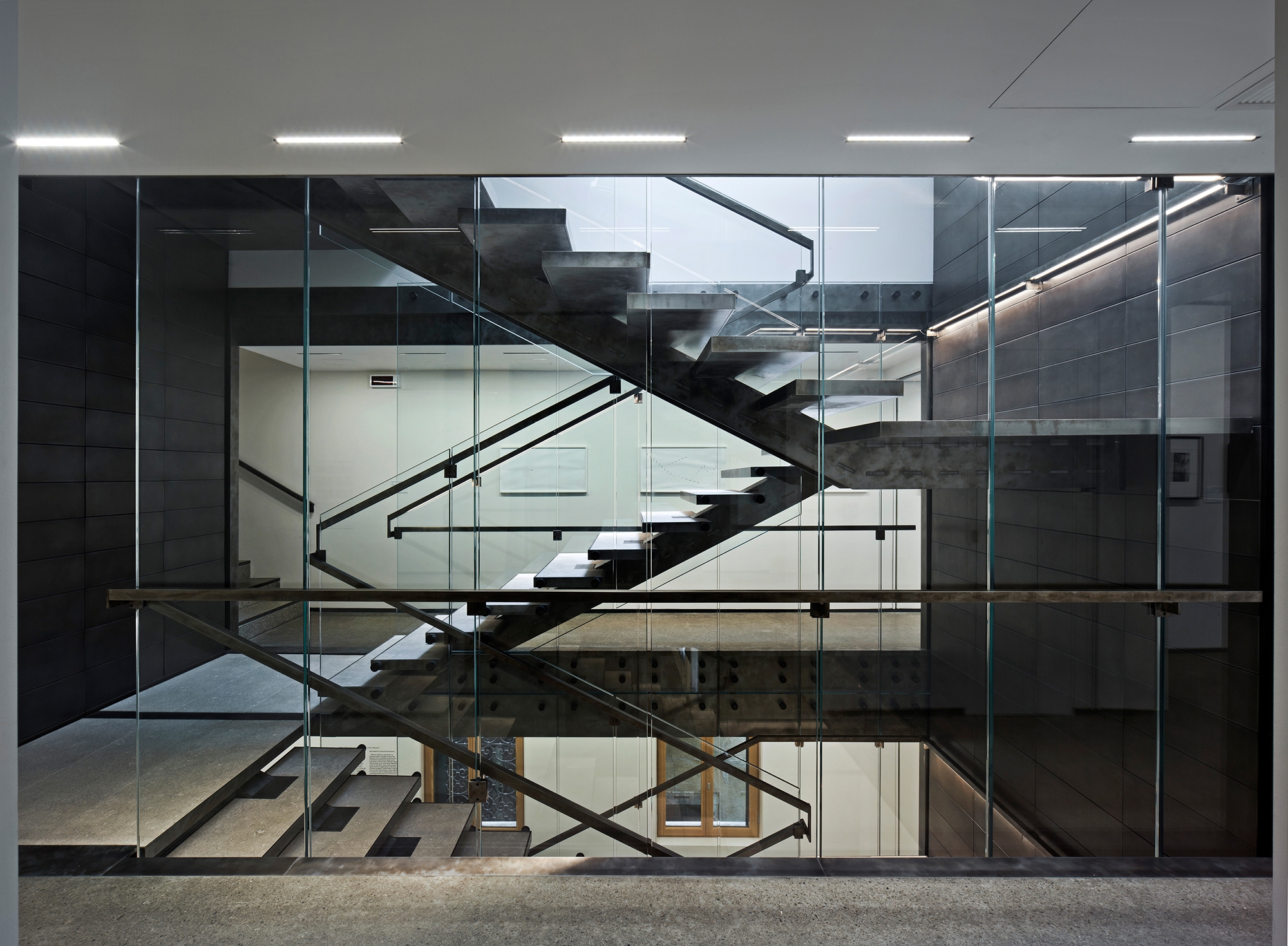 Read about project Scala Fondazione Vac - Palazzo Zattere