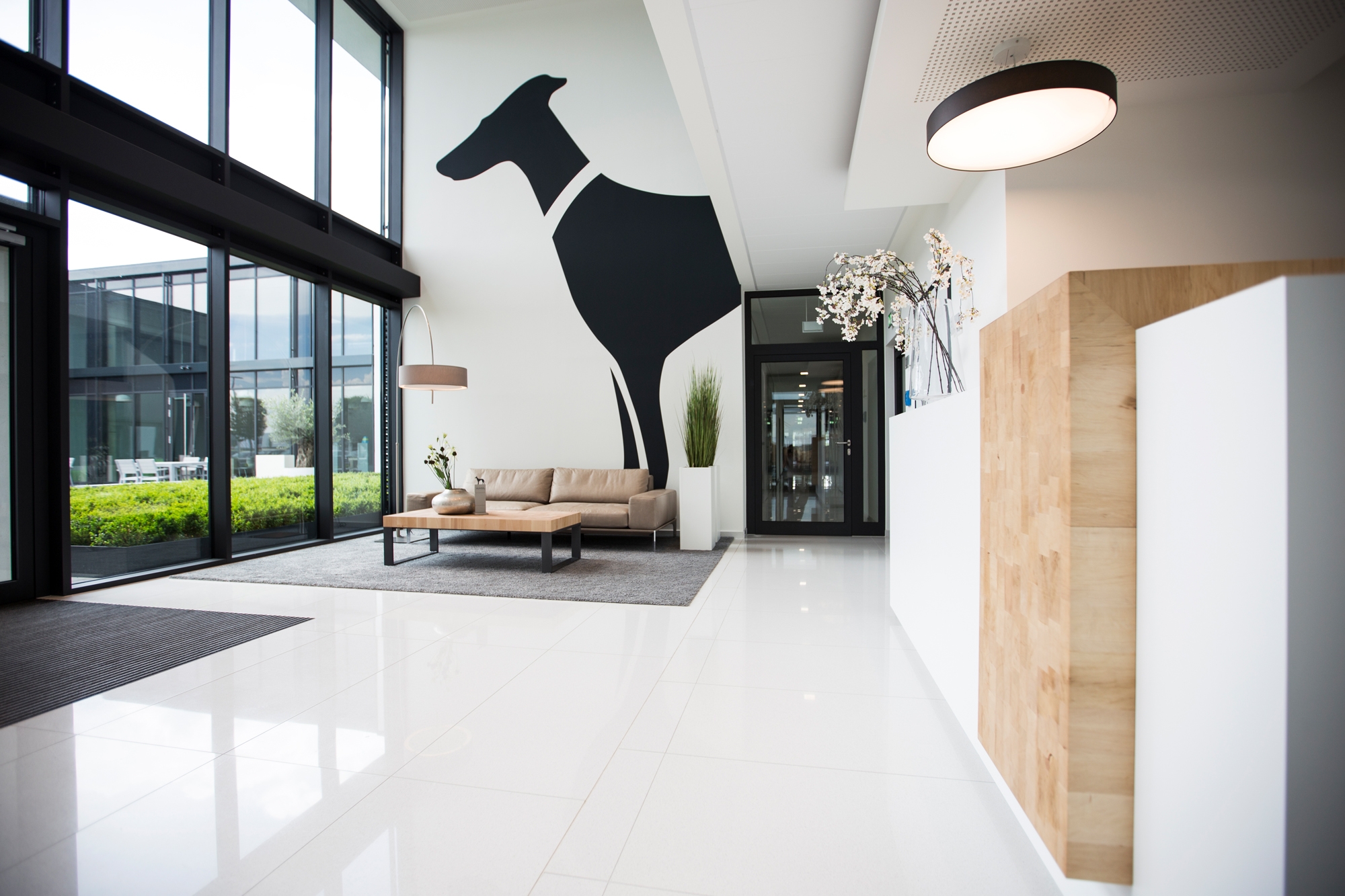 Read about project HUNTER International GmbH