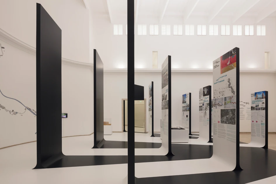 Unbuilding Walls The German Pavillion – Discover project by Graft ...