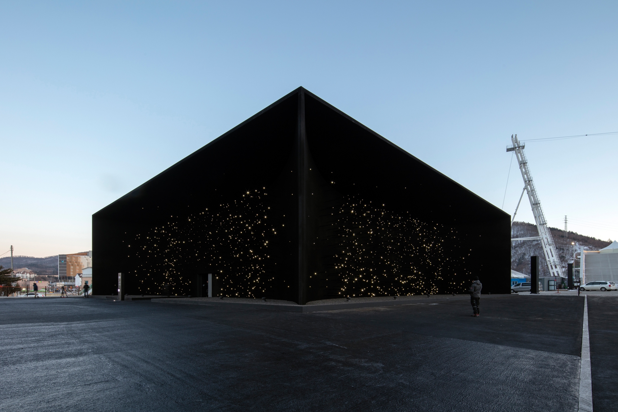 Read about project Hyundai Pavilion