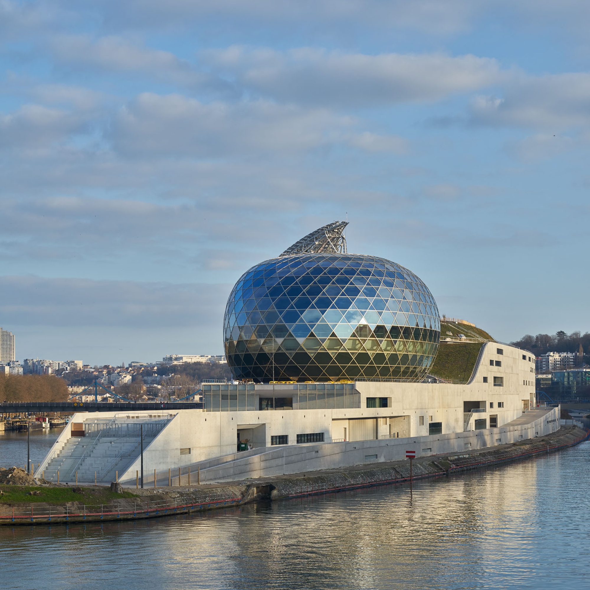 Lire à propos du projet La Seine Musicale