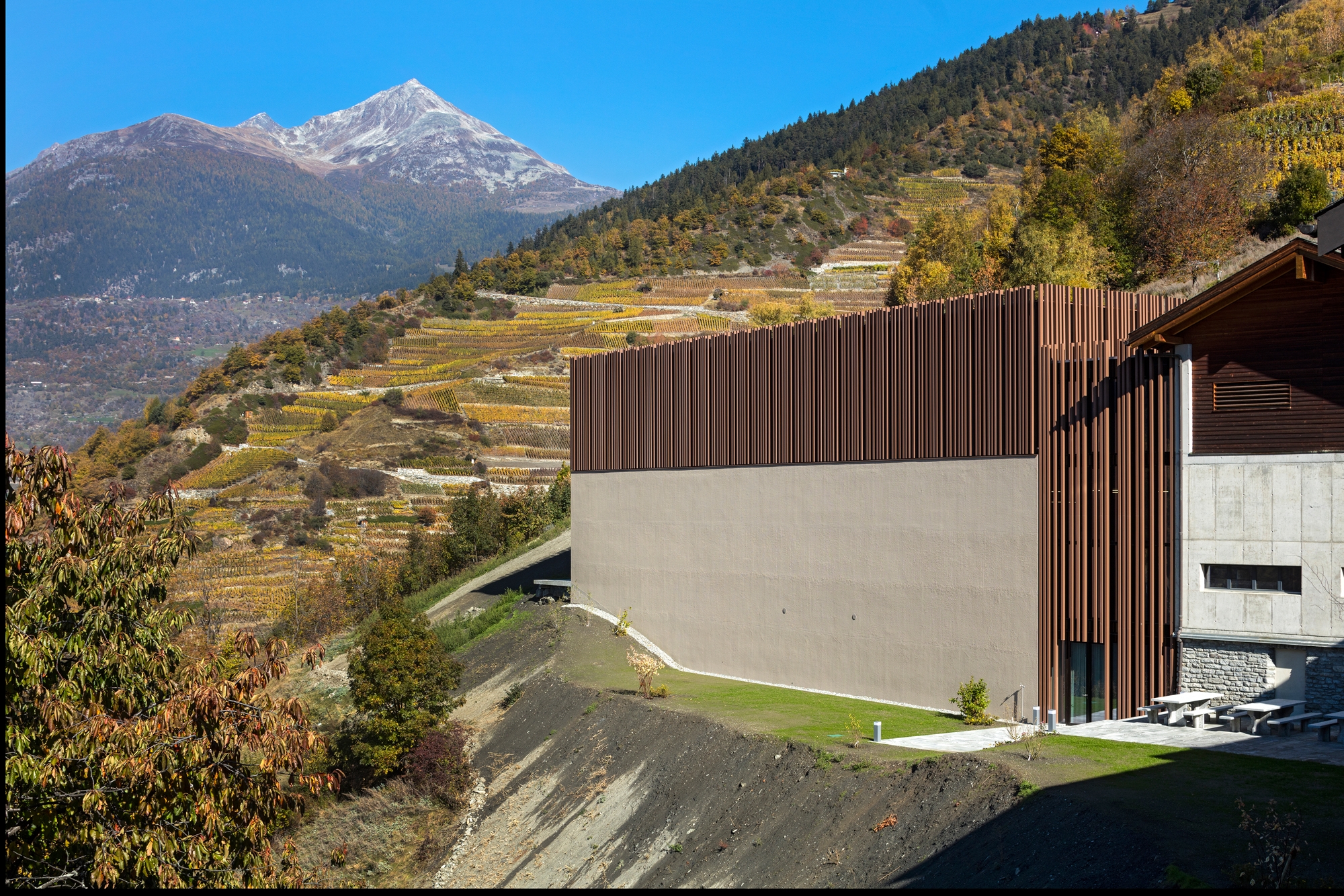 Leer sobre el proyecto St. Jodern Kellerei Visperterminen