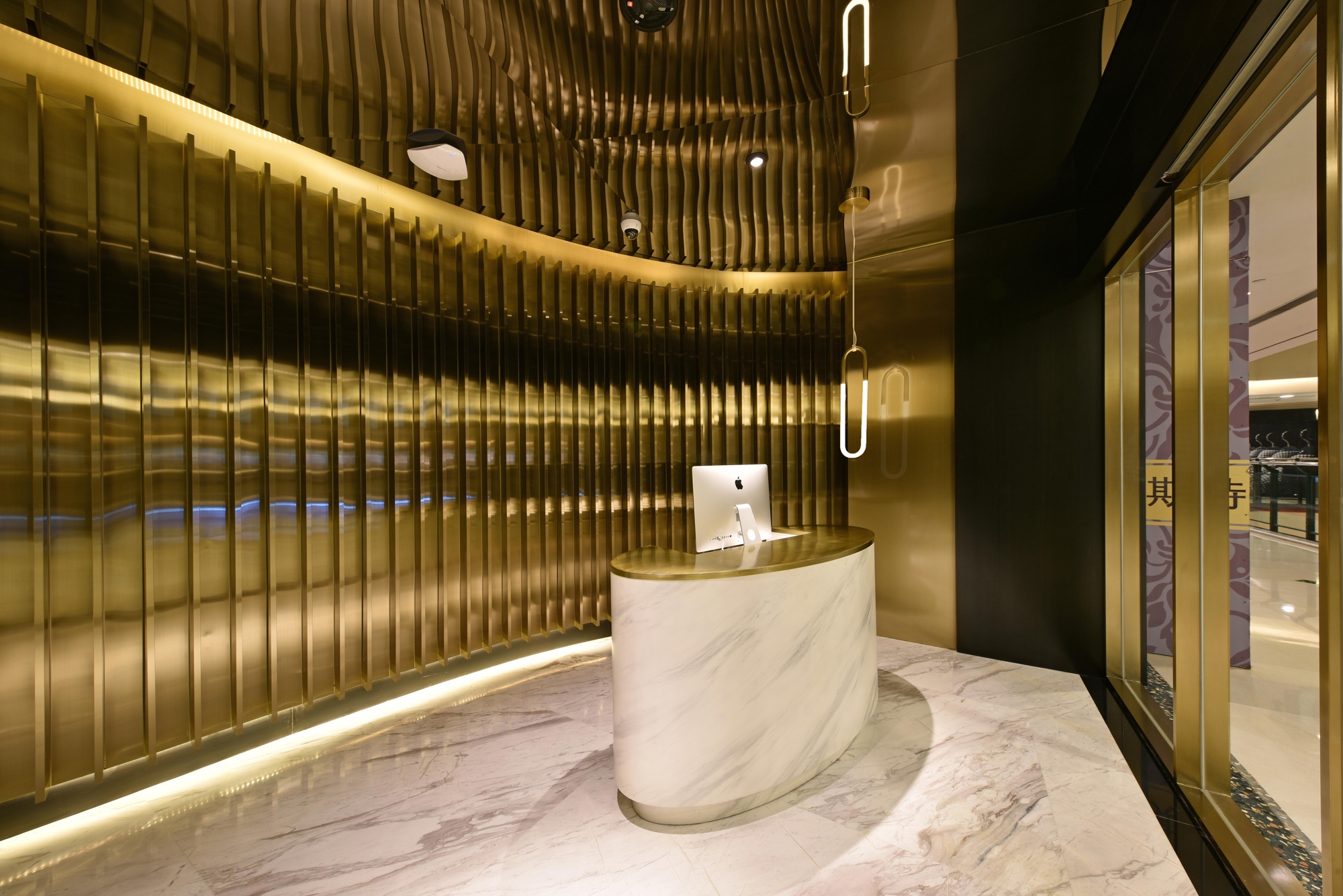 Read about project Gold 800 Experience Centre