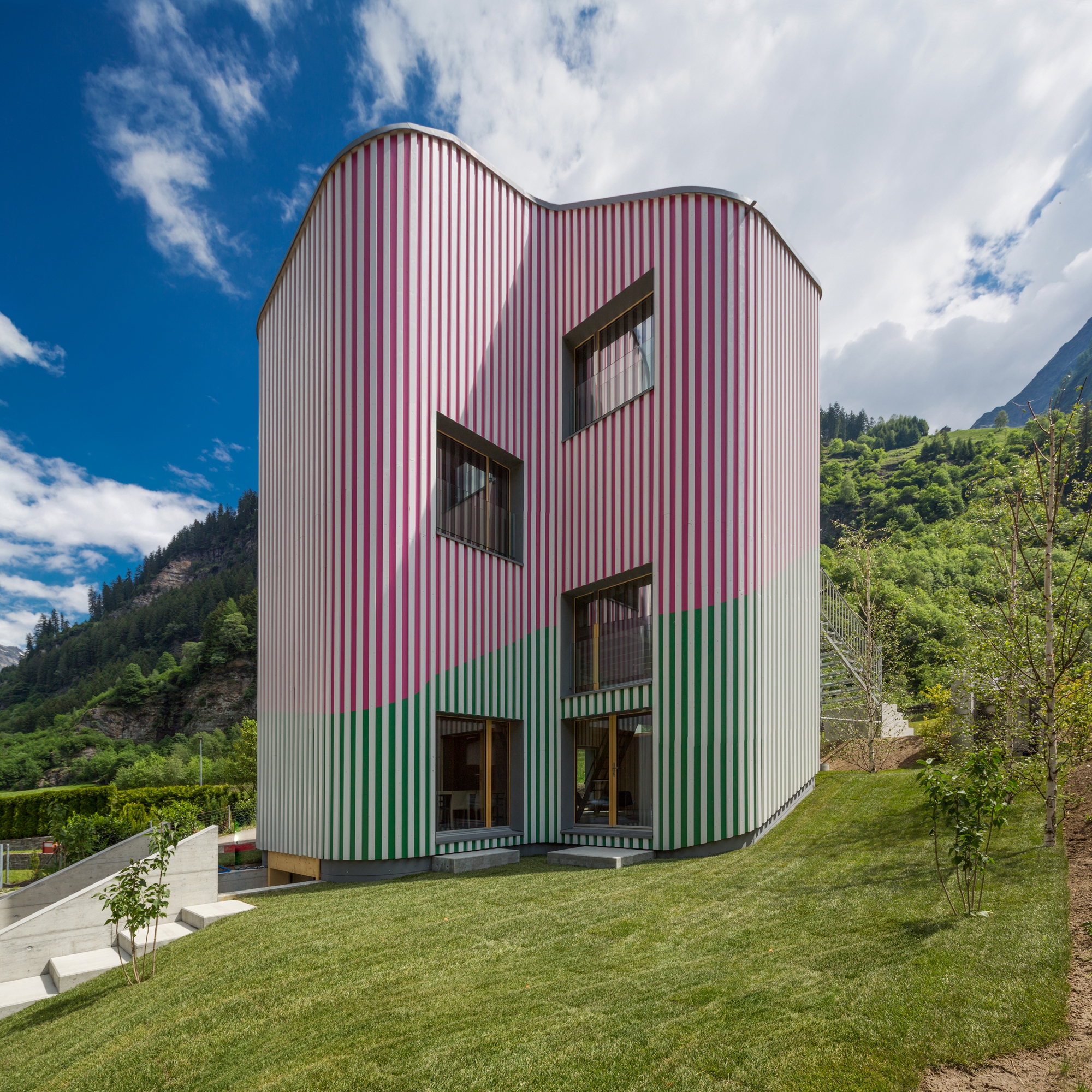 Erfahre mehr über das Projekt Swiss House XXXII