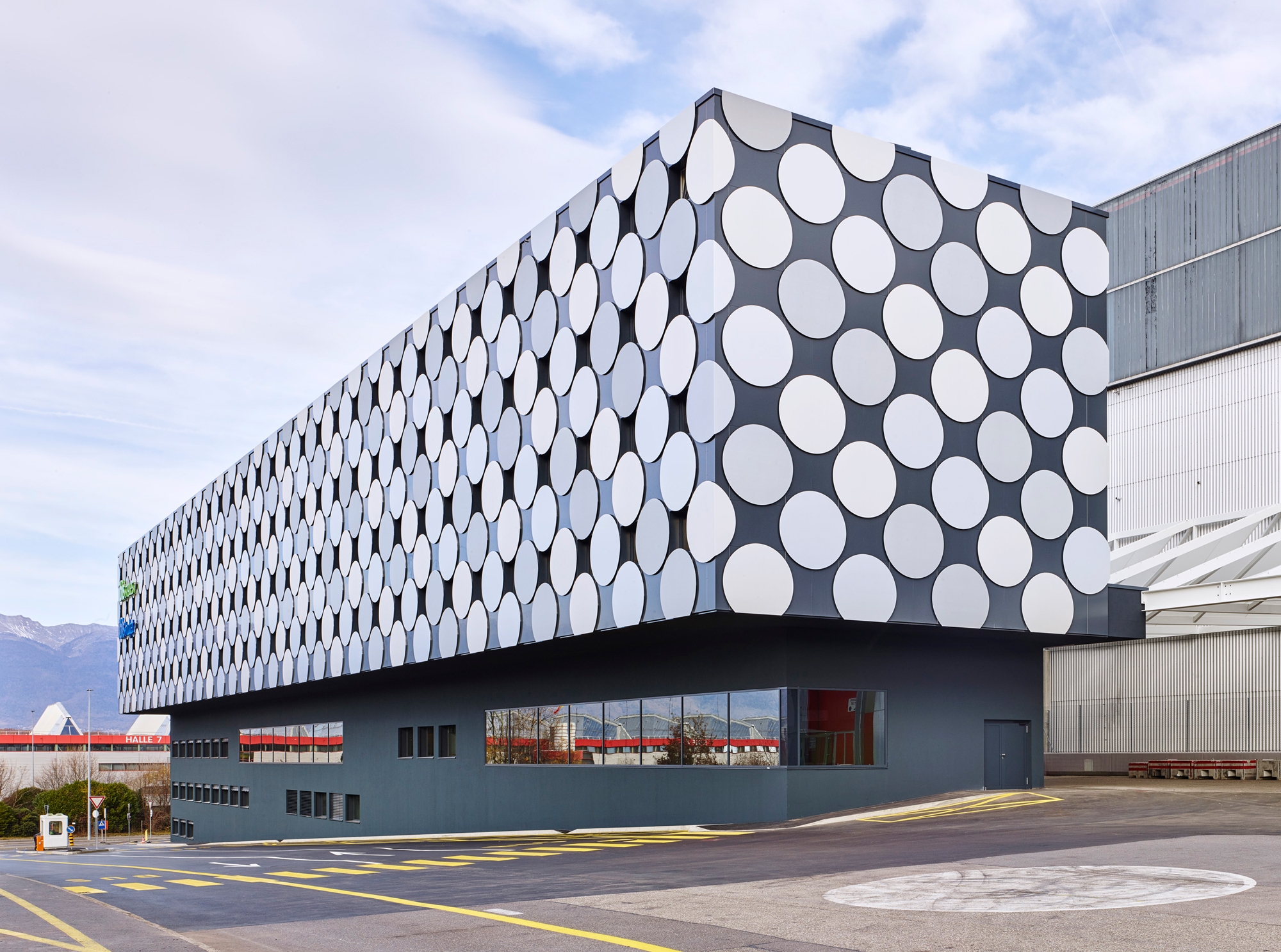 Lees oor projek Palexpo park hotel
