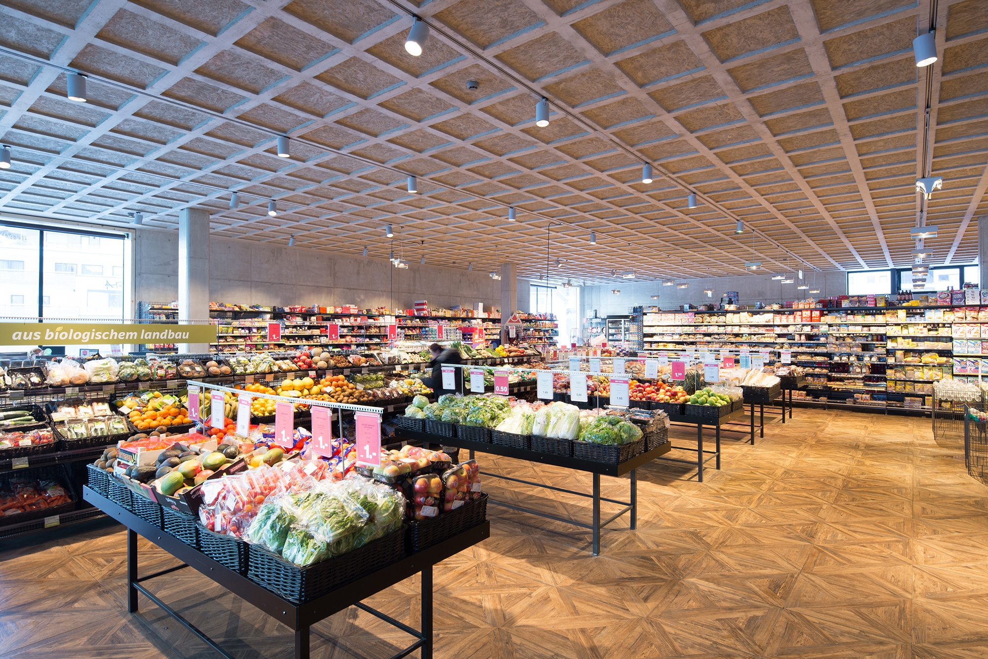 MPREIS SUPERMARKET – Descubra el proyecto de Refin | Architonic, image size:2000x1335