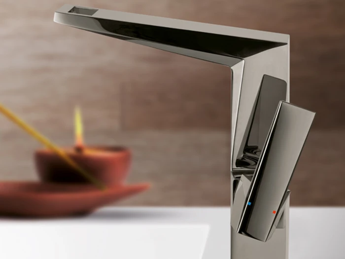 Lire l’histoire Surface to pair: GROHE SPA Colours