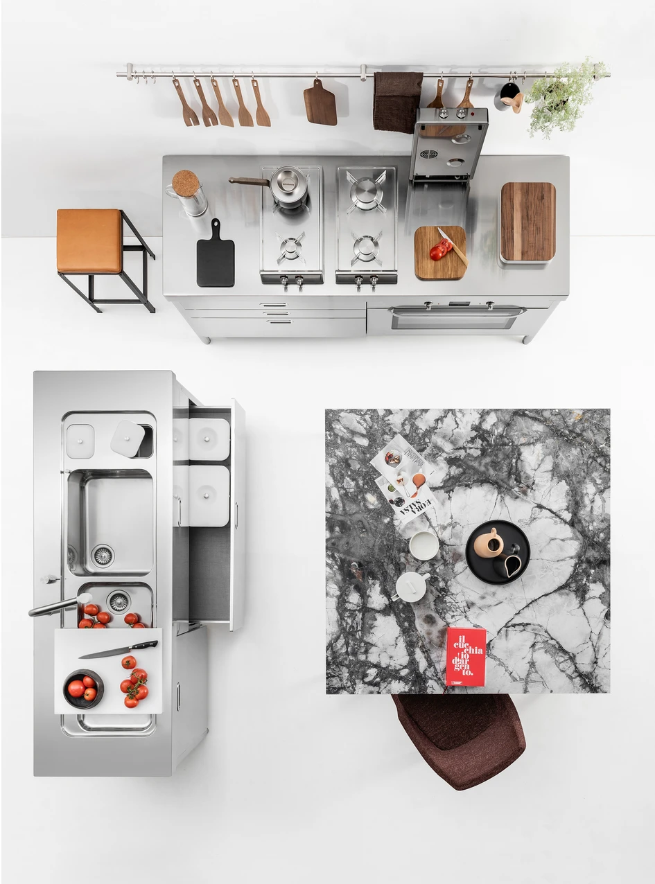 Italian kitchen manufacturer Alpes-Inox channels the flexibility of furniture in their freestanding, space-shaping Liberi in Cucina system 