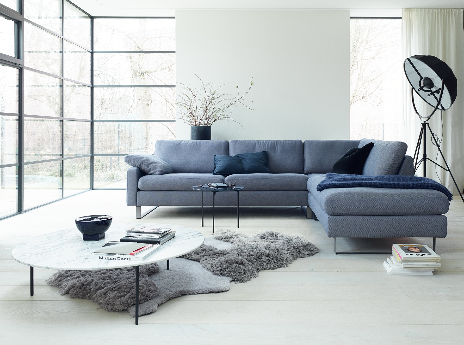  A piece of furniture makes design history. On the market since 1964, the Conseta modular sofa has revolutionised the living room and its success continues to this day. In many homes, it is even considered a member of the family