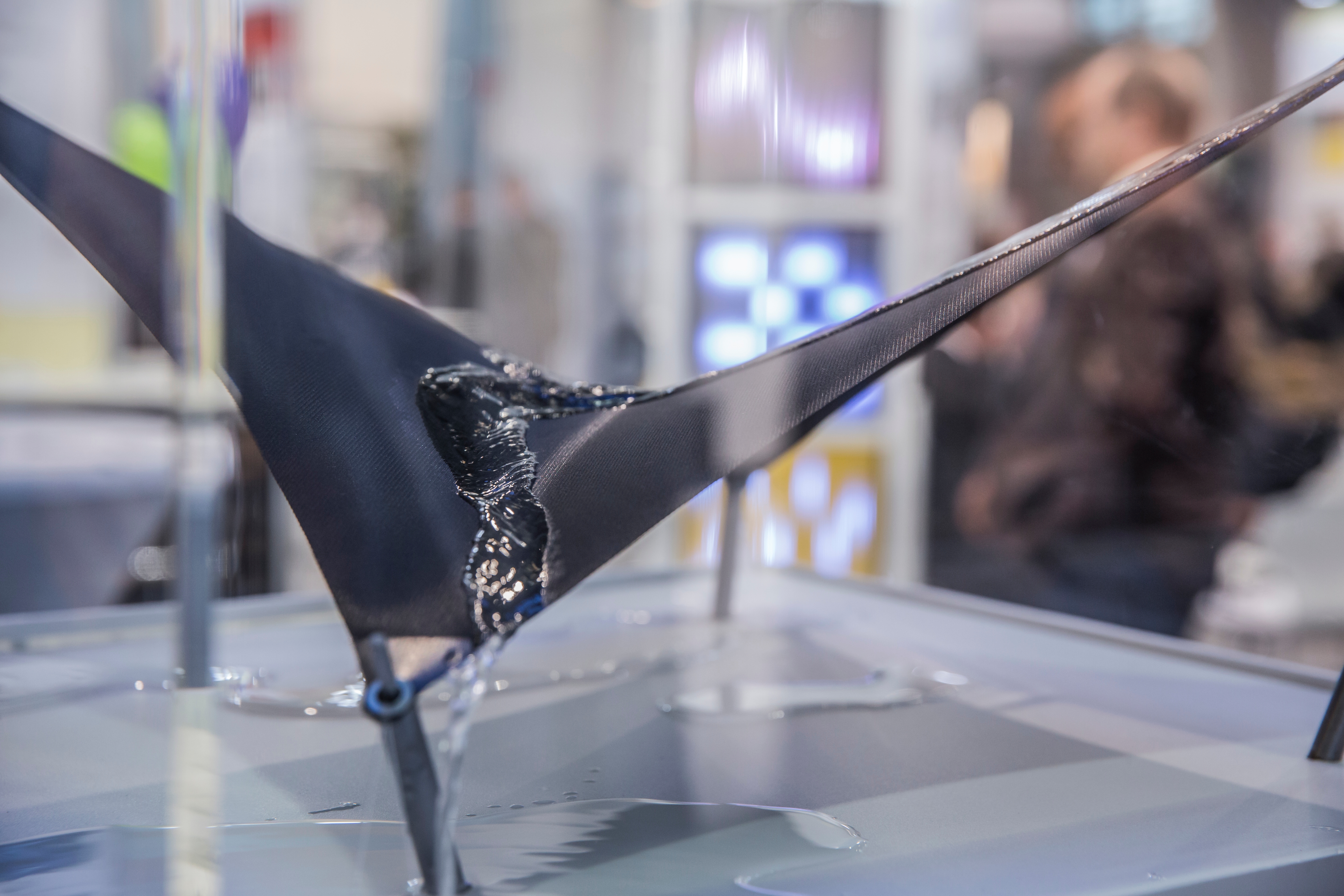 Whether textile reinforced concrete, fabric for lightweight structures or functional textiles: Techtextil introduces architects, building owners, construction engineers and planners to a wide range of fibre-based materials