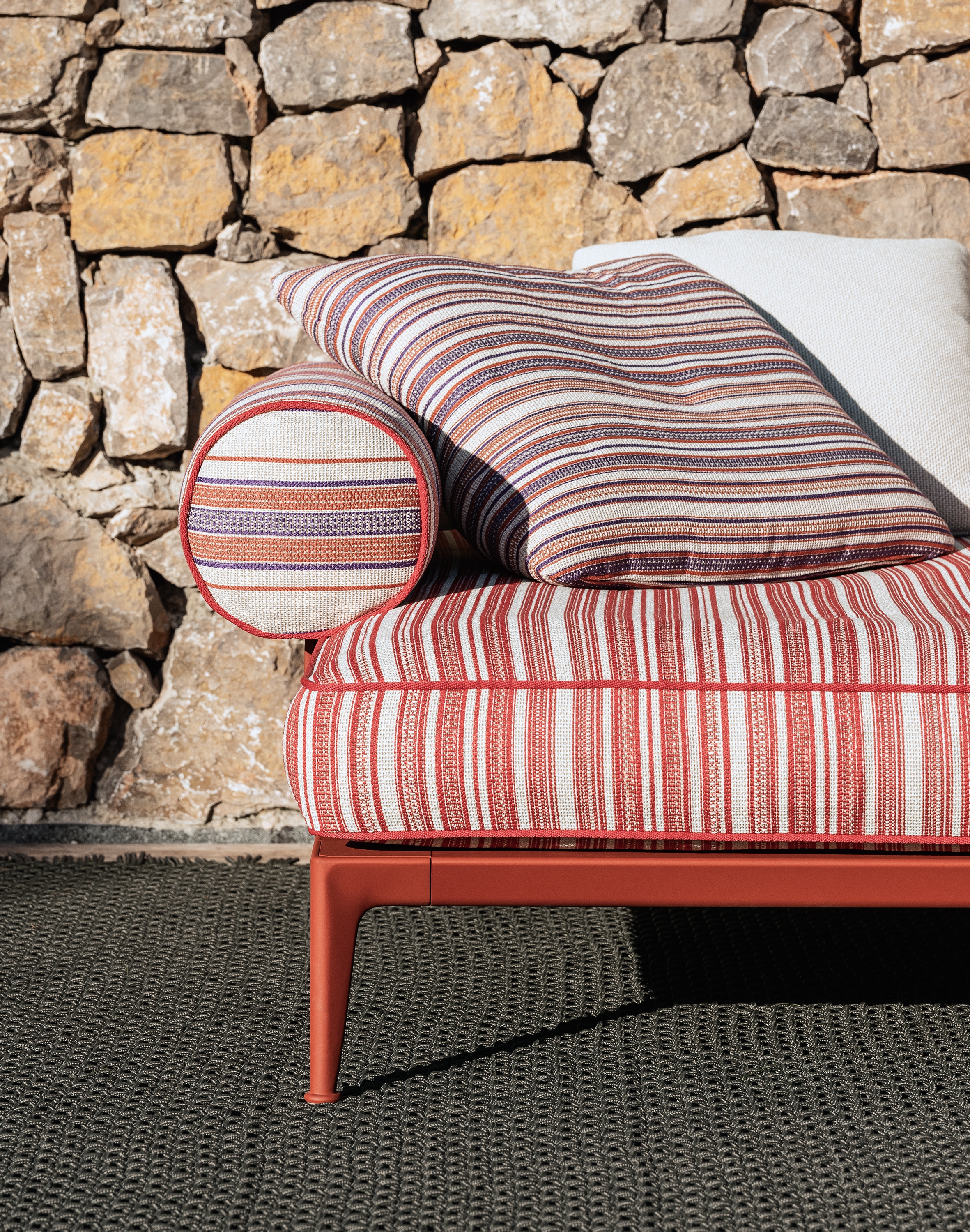 Be in your element: Ribes by B&B Italia | Architonic