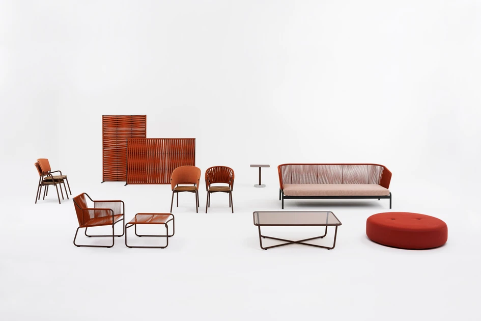  RODA’s Mix&Match project makes it easy to create coherent outdoor projects by specifying materials and finishes in complementary shades