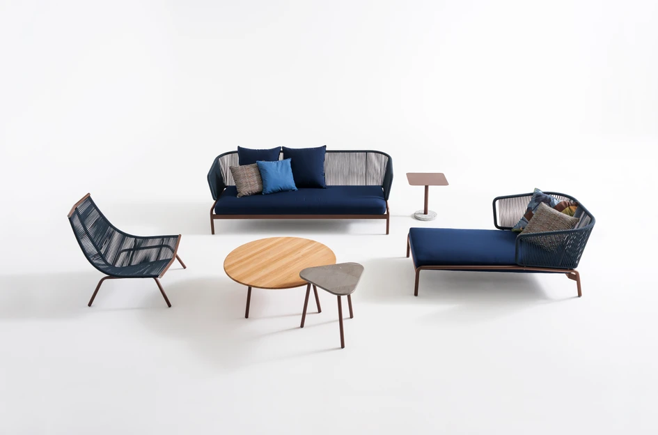 The colour palettes developed by RODA can be applied to frames, belts, cords, fabrics or padding to completely alter the character of the products