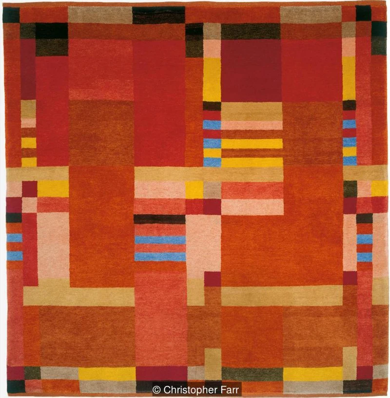 Die Entwürfe von Gunta Stölzl wurden auf Teppichen von Christopher Farr Cloth reproduziert. © Christopher Farr