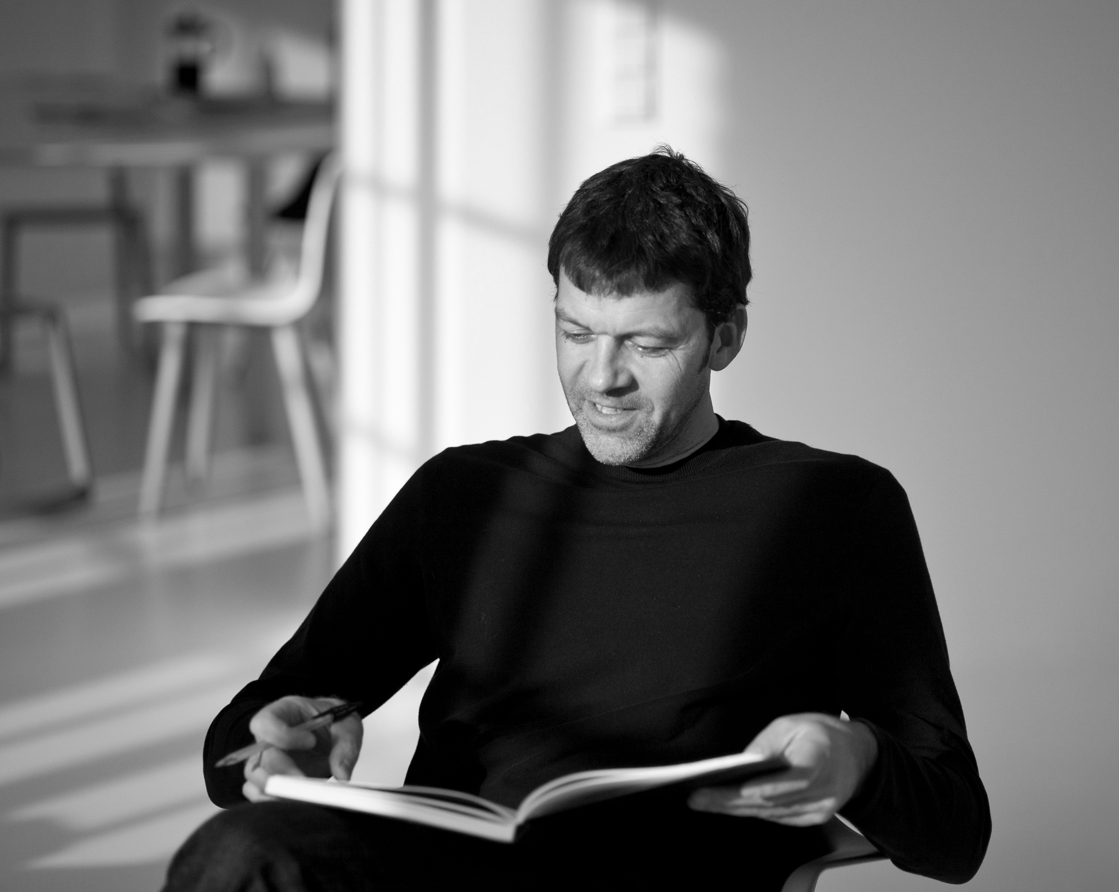 "The challenge was to find an iconic form within a crowded market, to position Bette and its power as an innovative company," says German designer and long-term Bette collaborator Dominik Tesseraux  