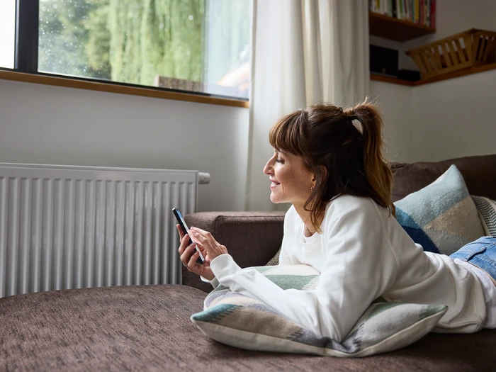 Leggi la storia Under your thumb: ABB-free@home by Busch-Jaeger