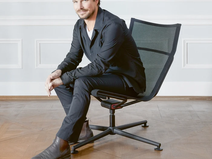 Leer la historia Support group: Wagner's D1 swivel chairs