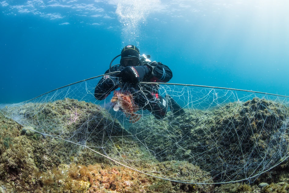 Together with the Healthy Seas initiative and Aquafil, which produces the high-tech fibre ECONYL, OBJECT CARPET is making a valuable contribution to the health of our oceans