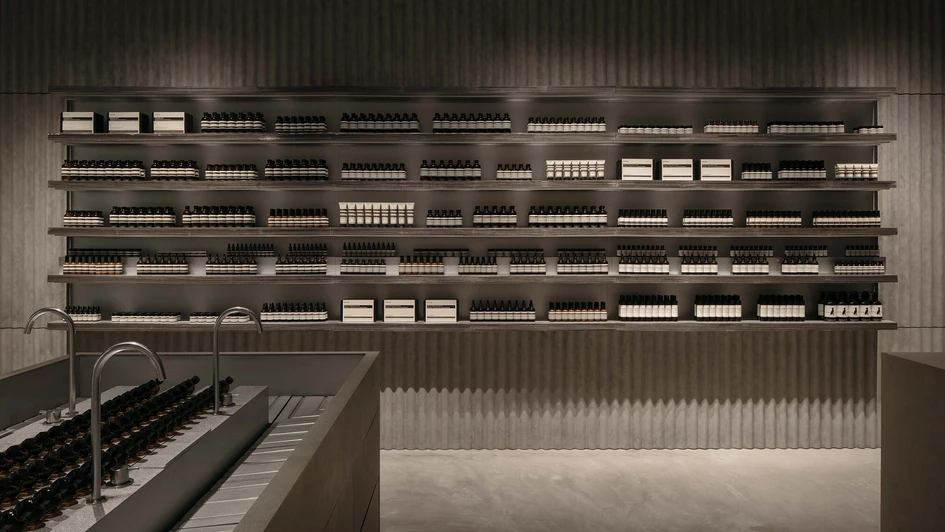 FARM Studio’s Aesop 1Utama retail outlet shows how effortlessly the brand’s considered, minimalist ethos melds with a more industrial aesthetic
