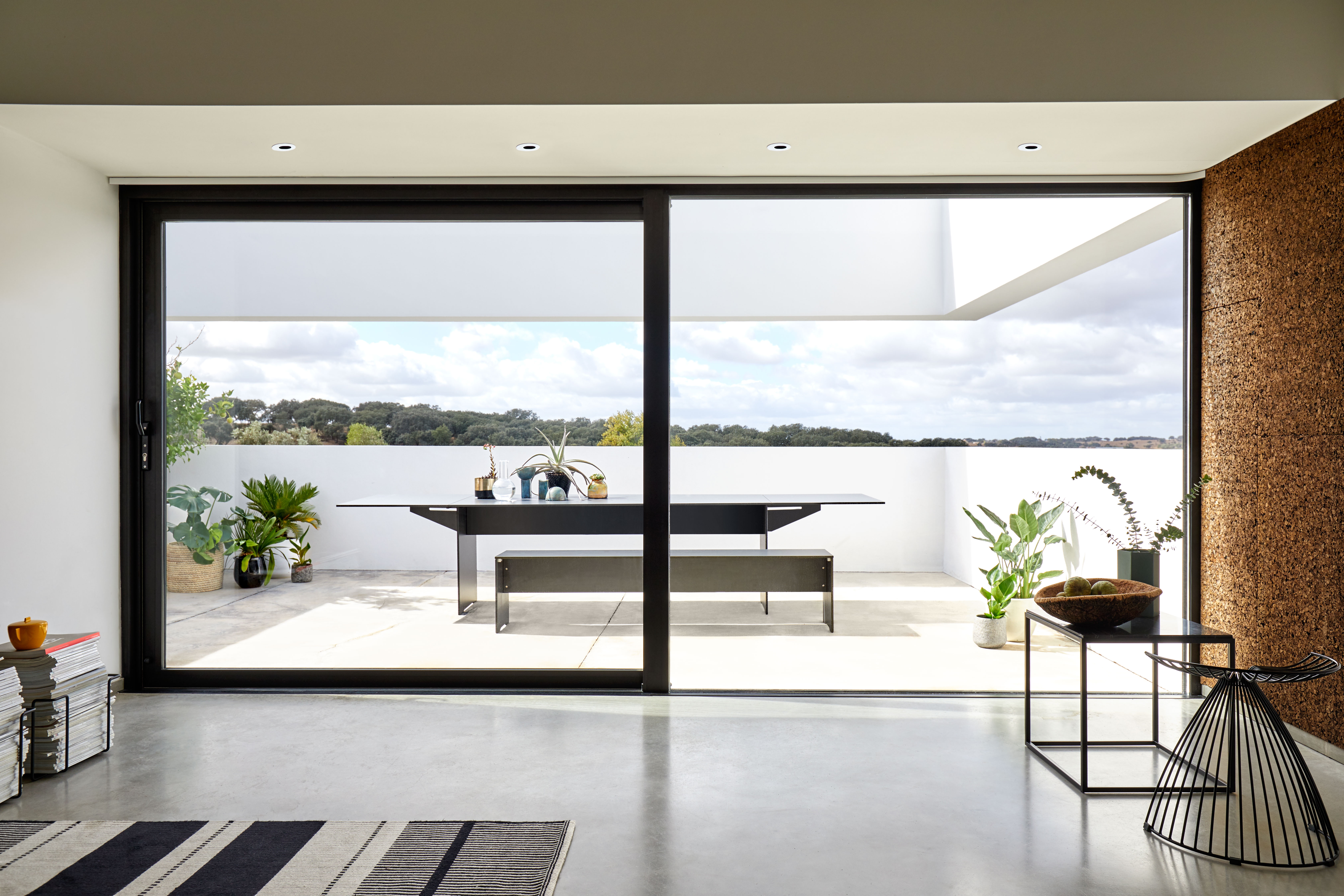 Angular, clear, rectangular: the Riva collection by the Bavarian designer duo Schweiger & Viererbl is one of conmoto's best and longest selling items. It can be used on spacious balconies and terraces as well as in gardens 