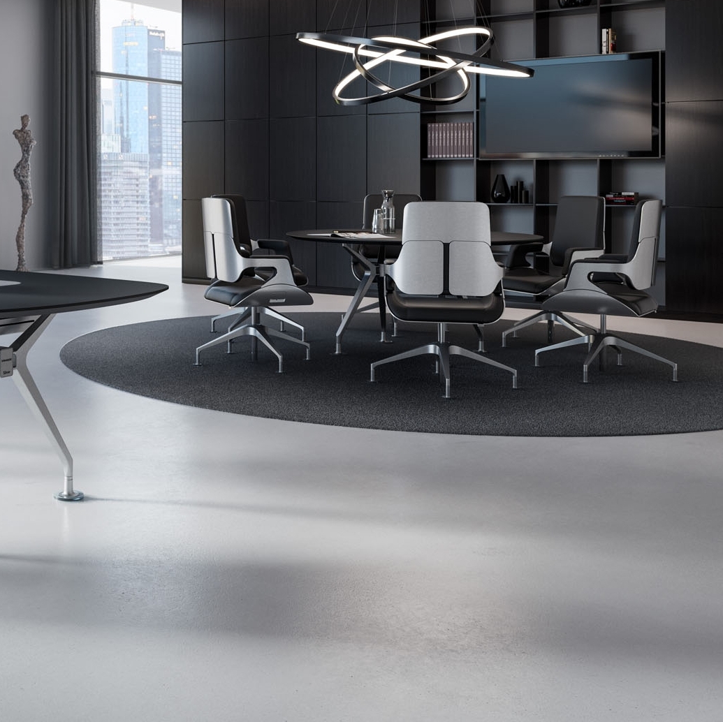 Read story You seem different: Interstuhl