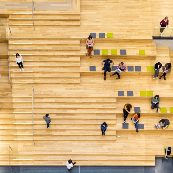 Leggi la storia My office, my way: new workplace design
