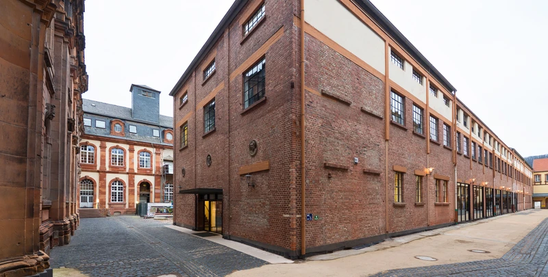 À peine reconnaissable et pourtant réalisé dans le parfait respect de la protection du patrimoine existant : tel se veut le bâtiment Fabrik N°09 de Mettlach