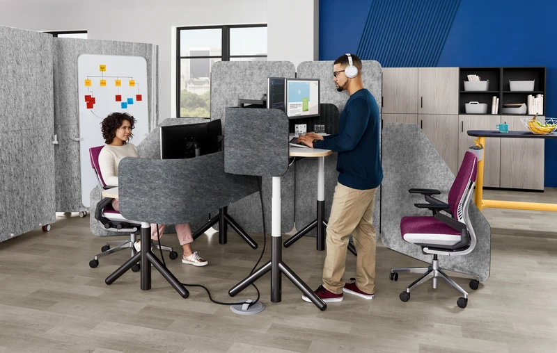 Flex’s various screens provide different degrees of privacy and reduce noise levels