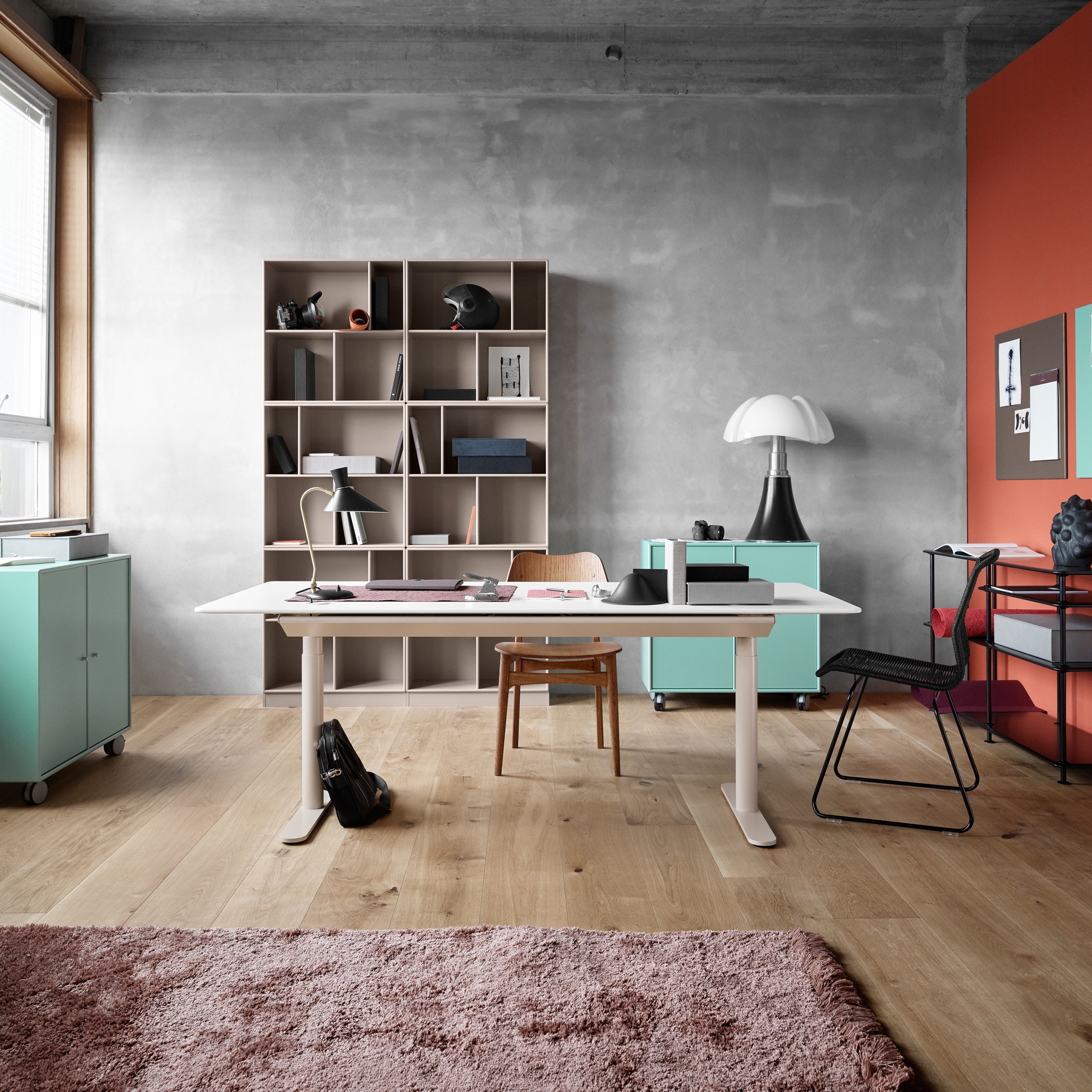 Read story On your marks!: Montana X Frame Creative Challenge