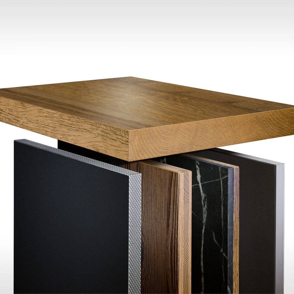 According to the design idea and project, you can choose between edging in the same decor, perfectly matched to all decors, or numerous accent edges for exciting designs