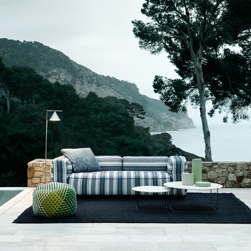 Read story The best things come in threes: B&B Italia Outdoor