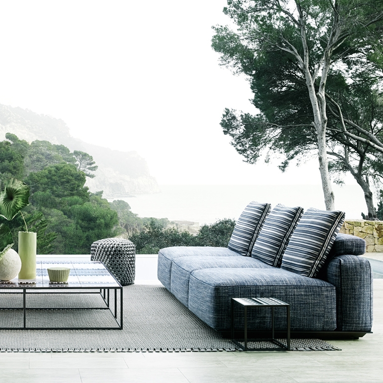 Leggi la storia First among sequels: Hybrid by B&B Italia Outdoor
