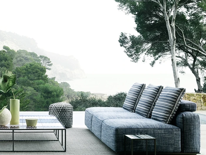 Leggi la storia First among sequels: Hybrid by B&B Italia Outdoor